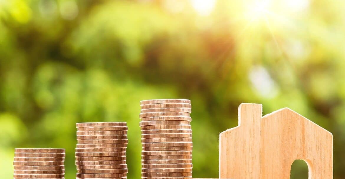 Optimierte Bau- und Gartenservice-Kosten, Investitionsplanung und Gebäudesanierung, Investitionen in Immobilien mit Fokus auf nachhaltige und effiziente Lösungen.